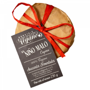 Nino Malo con Cayena Fermento Vegano Plant Based Distribuidor proveedor Taula Verda Barcelona Espana